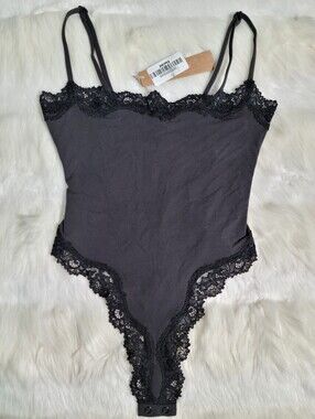 SKIMS Fits Everybody Lace Cami Bodysuit Black Onyx Women XXS NEW